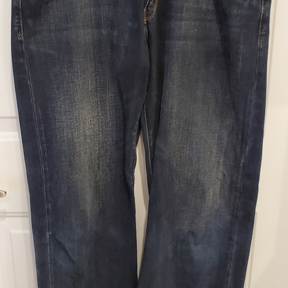 Guess Jeans - Picture 3 of 14